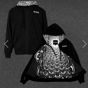 NWT TOOL Black and White Circle Eyes Lined Zip Hoodie